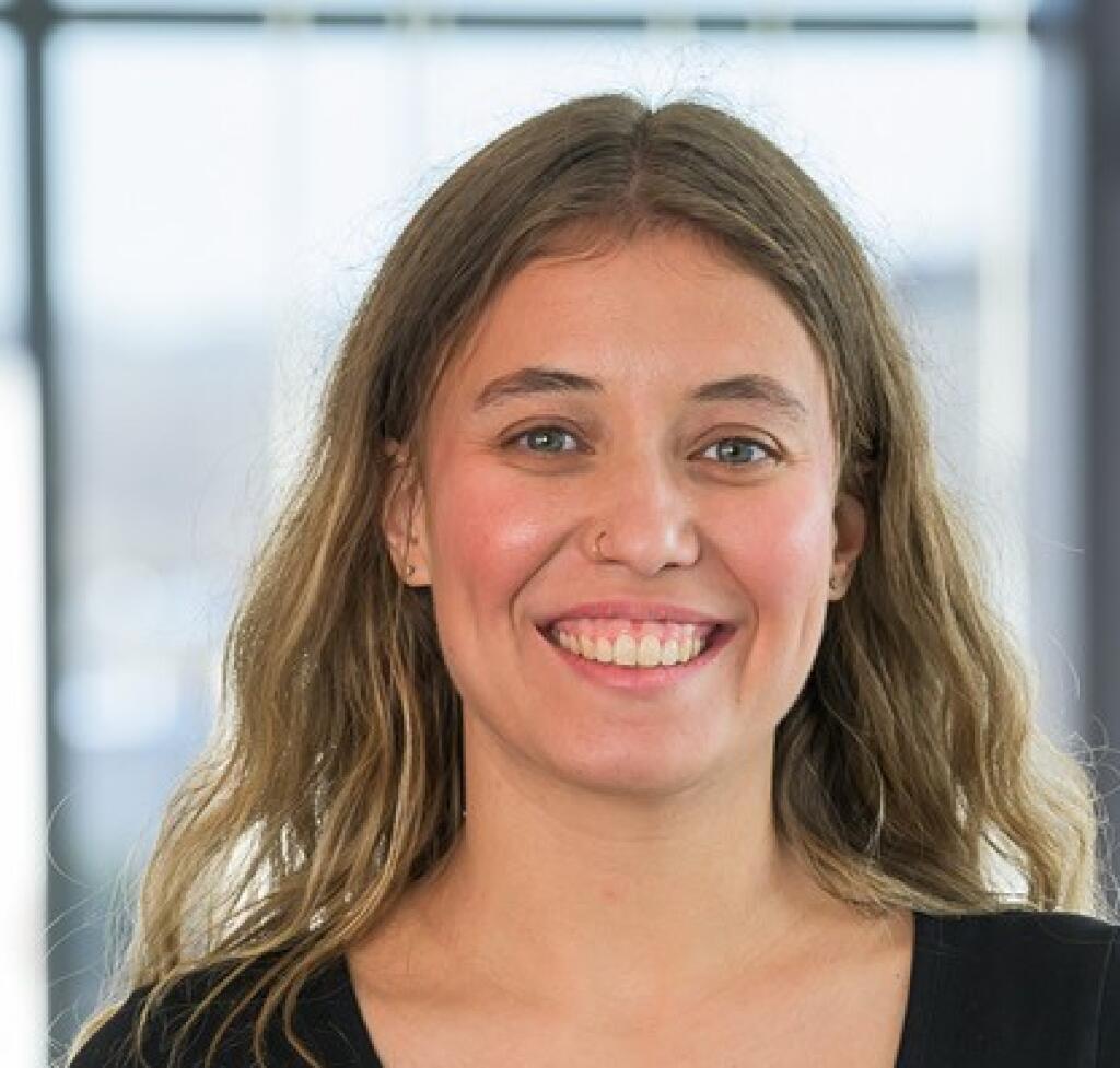 MacKenzie Fortier Makeup Artist 