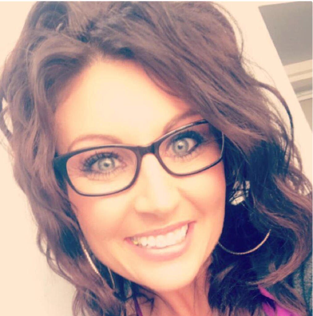 Missy Pelletier, Hair Stylist at Escape Salon Suites Hudson WI