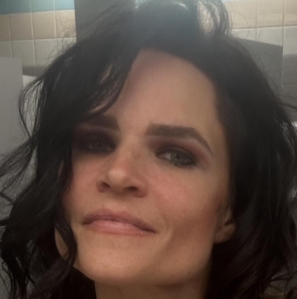 Wendy Rollings Hairstylist at Escape Salon Suites, Hudson, WI